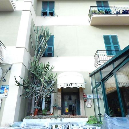 Albergo Torino Albenga Exterior foto
